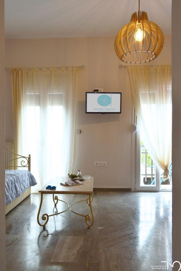 Ariadne & Theseus Apartments Naxos City Exteriör bild