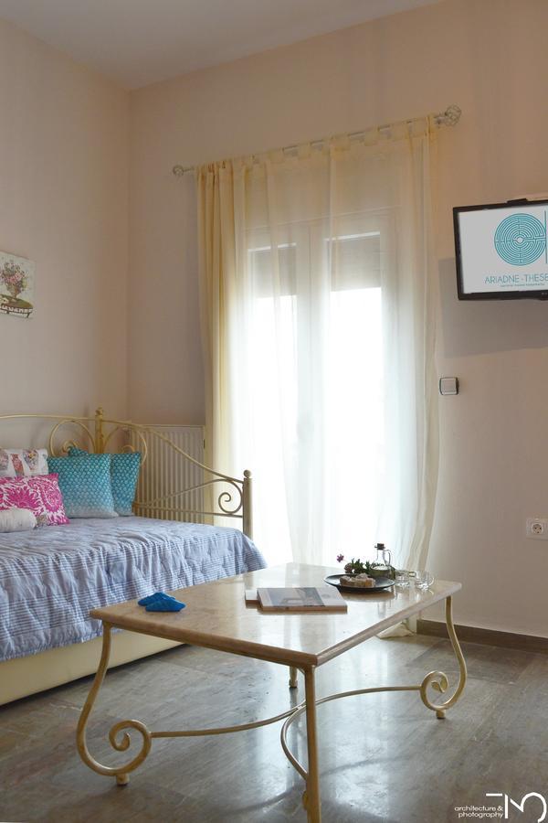 Ariadne & Theseus Apartments Naxos City Exteriör bild