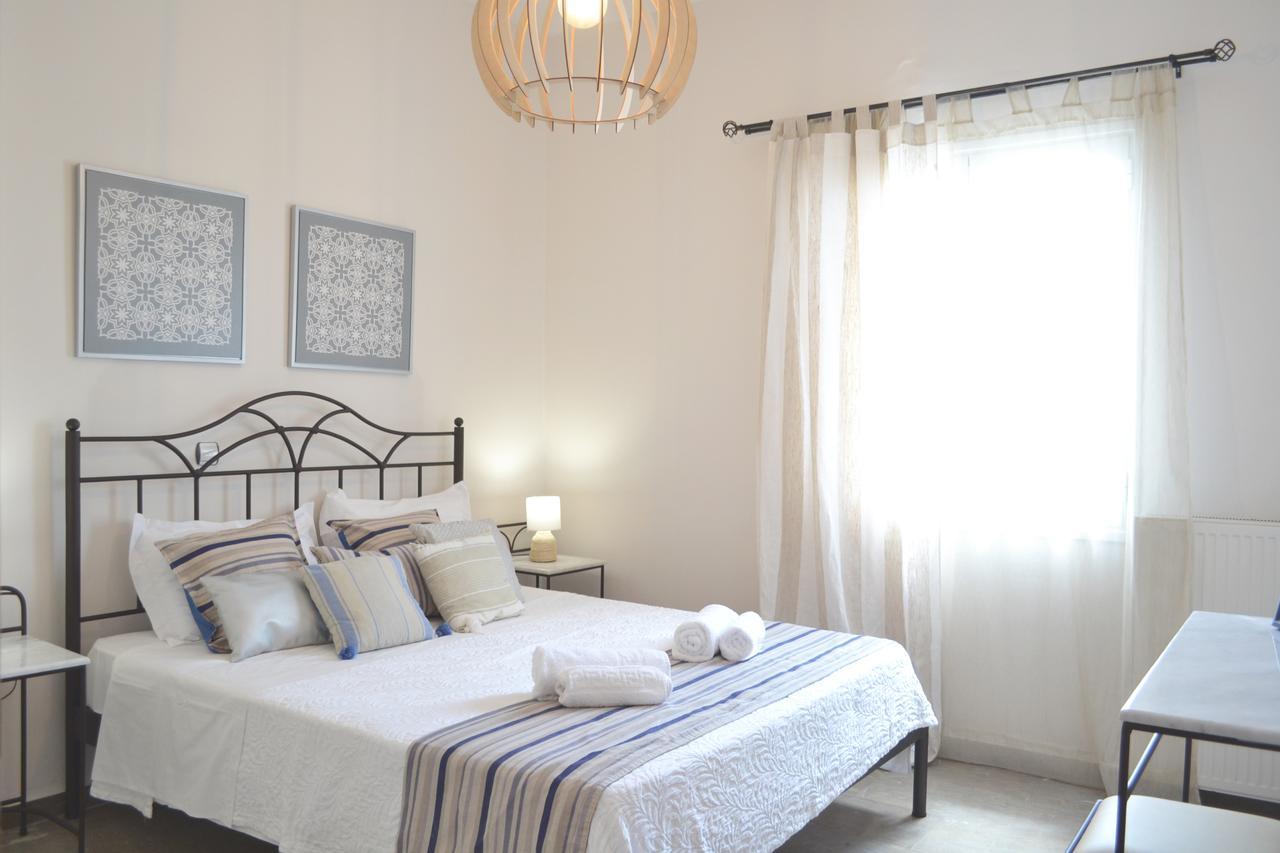 Ariadne & Theseus Apartments Naxos City Exteriör bild